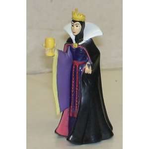   Disney Exclusive Pvc Figure  Snow White Evil Queen 