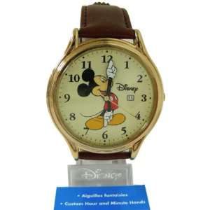   Mickey Mouse jumbo dial watch with calendar feature: Electronics