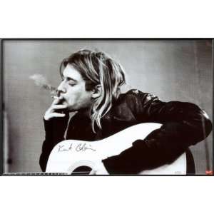  Kurt Cobain   Smoking Lamina Framed Poster Print, 35x23 