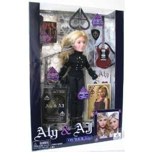  Aly & AJ 10 Dolls   On Tour Aly: Toys & Games