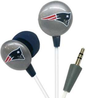 BARNES & NOBLE  NFL Licensed New England Patriots Earbuds by iHip