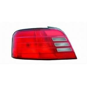 99 01 Mitsubishi Galant Tail Light (Driver Side) (1999 99 2000 00 2001 