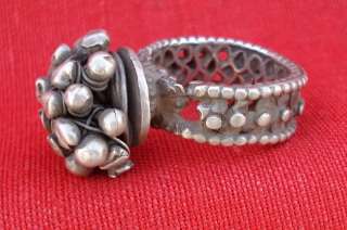 VINTAGE ANTIQUE TRIBAL OLD SILVER RING RAJASTHAN GYPSY  