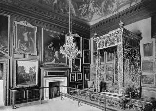 HAMPTON COURT Queen Annes Bedroom, antique print, 1897  