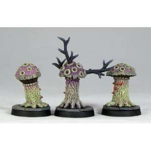 Otherworld Miniatures (Dungeon Monsters) Shriekers & Violet Fungi (3)