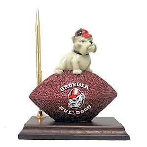  Georgia Bulldogs Mascot Football Clock/Pen: Sports 