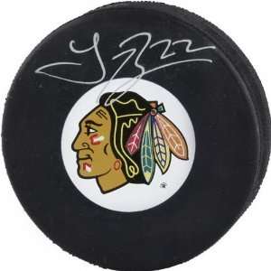  Troy Brouwer Chicago Blackhawks Autographed Hockey Puck 