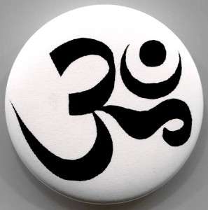 Aum om hindu infinity trance pin button badge pinback  