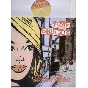  TOY DOLLS   SHE GOES TO FINOS   12 VINYL: TOY DOLLS 