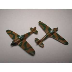   Your 6   Pre Painted British Hawker Hurricanes (2) Toys & Games