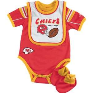  Kansas City Chiefs Infant Creeper, Bib and Bootie Set 