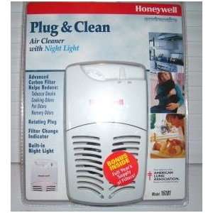    Plug & Clean Air Cleaner with Night Light: Kitchen & Dining