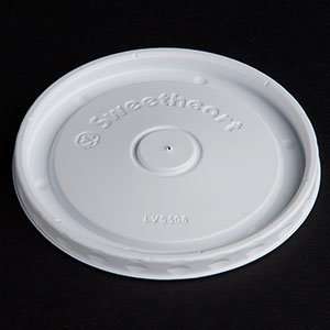  Solo LVS508 0007 Bare 8 oz. Container Lid   2000 / CS 