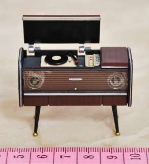 M38 Dollhouse Miniatures Antique Sterio consule Records  