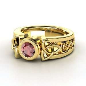   Celtic Sun Ring, Round Red Garnet 14K Yellow Gold Ring: Jewelry