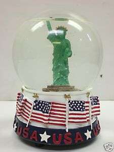 Statue of Liberty Multicolor Light up Snow Globe NIB  