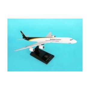    Jet X Continental Express BAe 146 Model Airplane Toys & Games