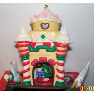  Looney Tunes Animated Candy Castle Ornament NIB 