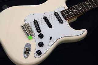New Fender ® Ritchie Blackmore Stratocaster, Strat in White  