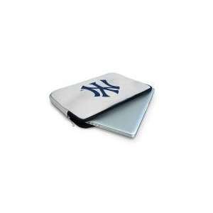   Officially Licensed Mlb 15.6 Laptop Sleeve York Yankees Electronics