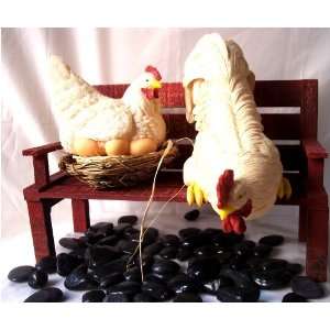  ROOSTER AND HEN ON WOODEN BENCH