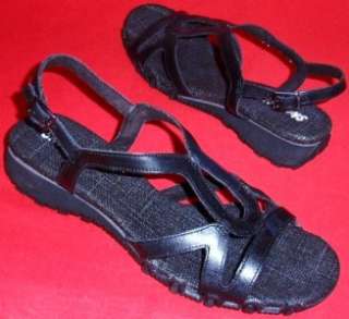   SKECHERS SUMMER BREEZE Black Leather Sandals Casual Shoes size 7/37