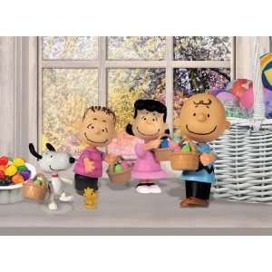   Charlie Brown Action Figures Snoopy, Lucy, Linus & Charlie: Toys