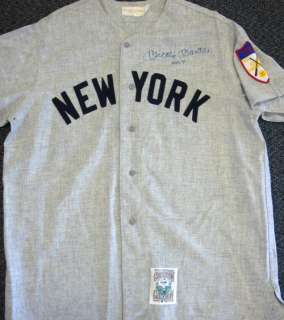 Mickey Mantle Autographed Mitchell & Ness NY Yankees Jersey No. 7 PSA 