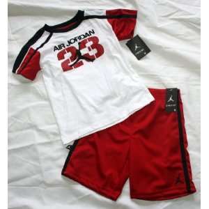 Nike Jordan Jumpman23 Boys 2 Piece Shirt/Shorts Set   Size: 4T White 