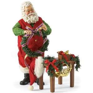  Clothtique Possible Dreams *Christmas Trim* Santa Decorates a Wreath