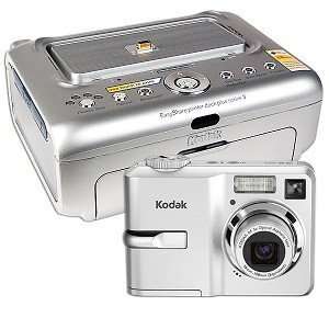  Kodak C633 6.1MP Digital Camera GeekKit with Printer Dock 