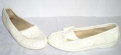 SAS COMFORT Womens White Loafers Shoes 5.5 M COMFY  