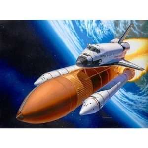  Revell Space Shuttle Discovery Model 1/144 Scale: Toys 