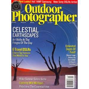   , July 2008 Issue Editors of OUTDOOR PHOTOGRAPHER Magazine Books