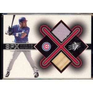   2001 SPX Winning Materials Sammy Sosa Bat Jersey: Sports Collectibles