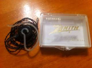 Zenith Royal 2000 AM/FM All Transistor Portable Radio  