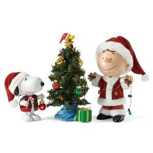   Christmas Charlie Brown!* Snoopy & Charlie Brown Decorate a Christmas
