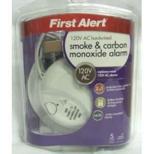   Smoke & Carbon Monoxide Alarm with Battery Backup: Kitchen & Dining