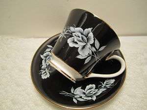AYNSLEY ENG CHINA TEA CUP&SAUCER/ BLACK/ WHITE FLOWER  