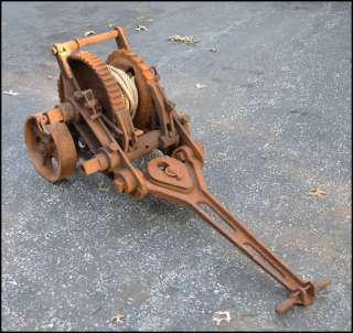   Winch Cast Iron Hand Pulled Tractor Towed Farm Equipment Tool  