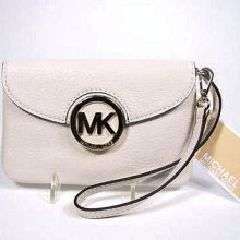 Brand New Michael Kors Leather Fulton MK Flat Wristlet Bag (Vanilla 
