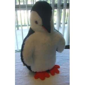  VINTAGE PILLOW PETS 14 TALL PEGUIN 1975 RETIRED 