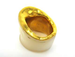   Massive 22K to 24K Pure Solid Gold 23mm Agate Ring   Size 6.5  