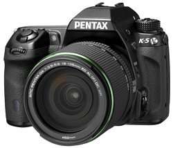 Pentax K 5 SLR Digitalkamera Kit inkl. DA 18 135 WR  Kamera 