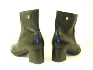 STUNNING! NATURALIZER Sleek Black Leather Ankle Boots 6  