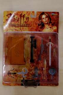 Buffy The Vampire Slayer Action Figure Accessory Pack  WEAPONS PACK 