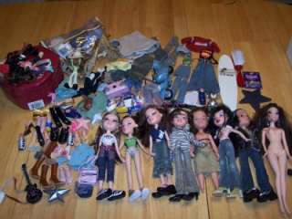 Huge Lot of Bratz Dolls Lil Bratz Dolls CASE Accessories Clothing 