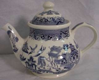 CHURCHILL china BLUE WILLOW georgian TEAPOT tea pot & LID  