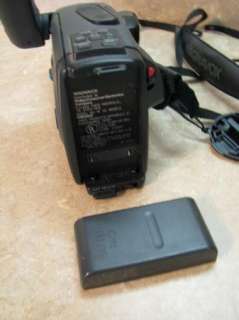 MAGNAVOX Easy Cam CAMCORDER VHSC CVN620AV01 for Parts  