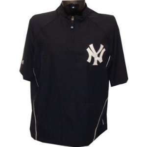 Andy Pettitte Jacket   NY Yankees 2010 Team Issued 46 Home Short 